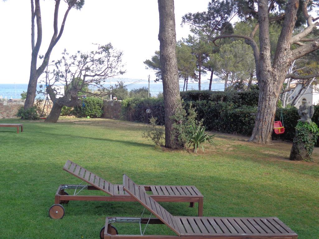 Appartement Villa Angelina Grimaud Eksteriør billede