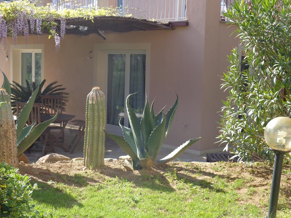 Appartement Villa Angelina Grimaud Eksteriør billede